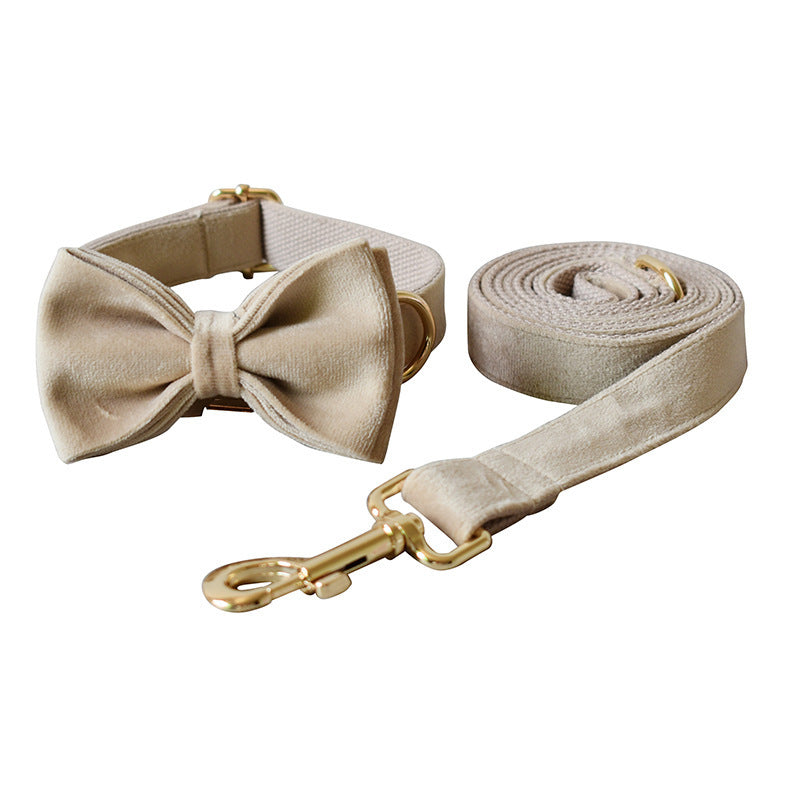 Nude velvet pet collar