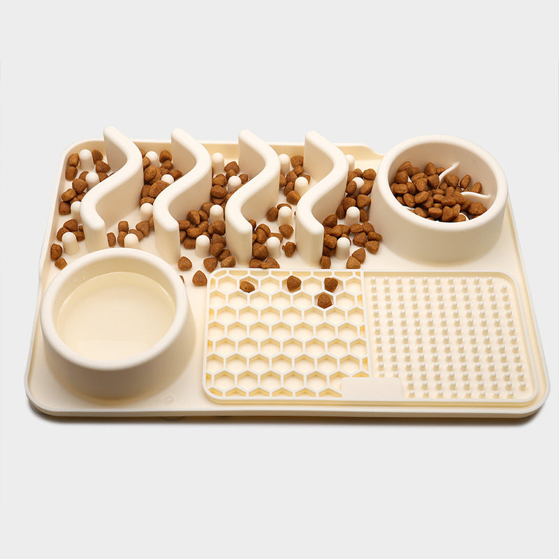 Educational food plate for pets