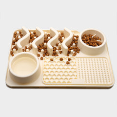 Educational food plate for pets