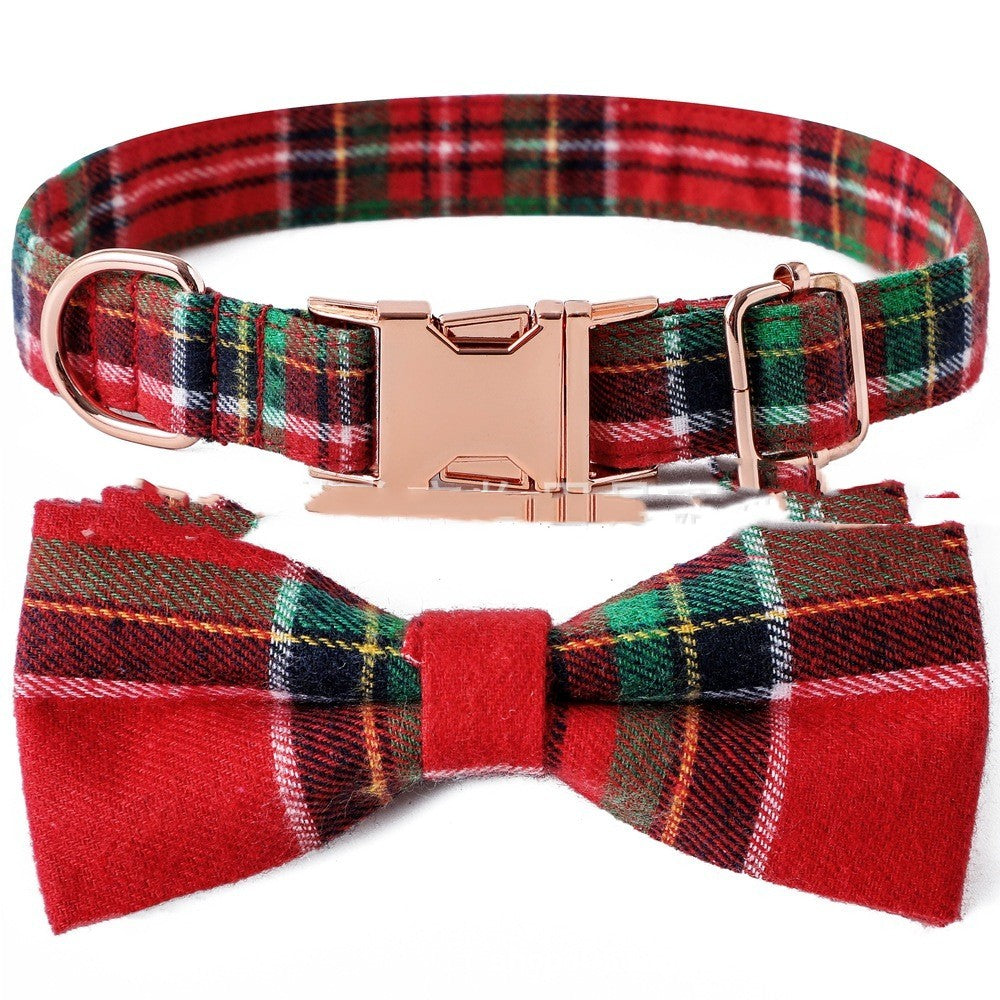 Collar with bow tie