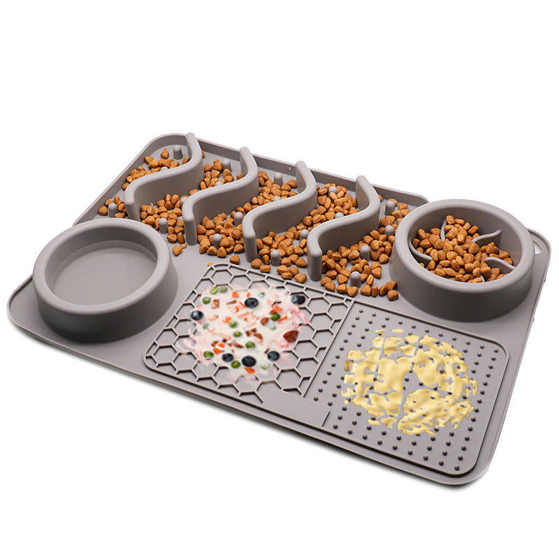 Educational food plate for pets