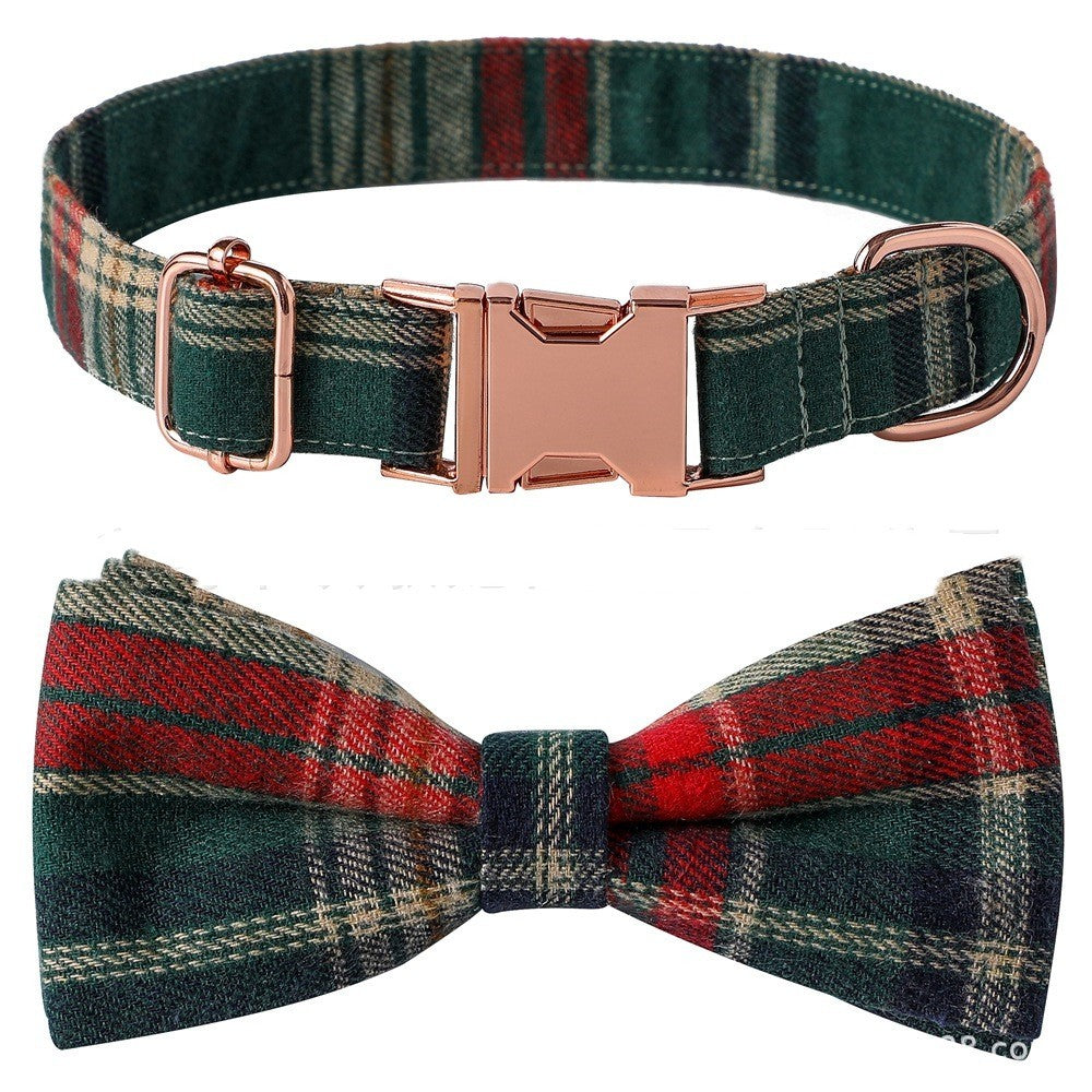 Collar with bow tie